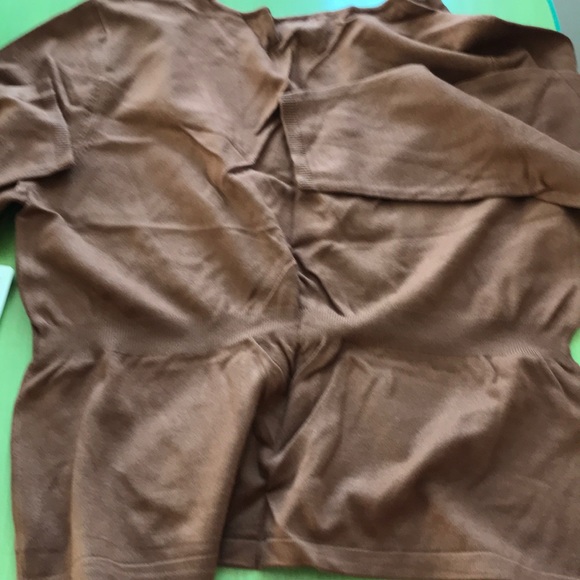 IE Sweater Top. Brown. XL Rayon/Nylon Blend NWT - Picture 5 of 5